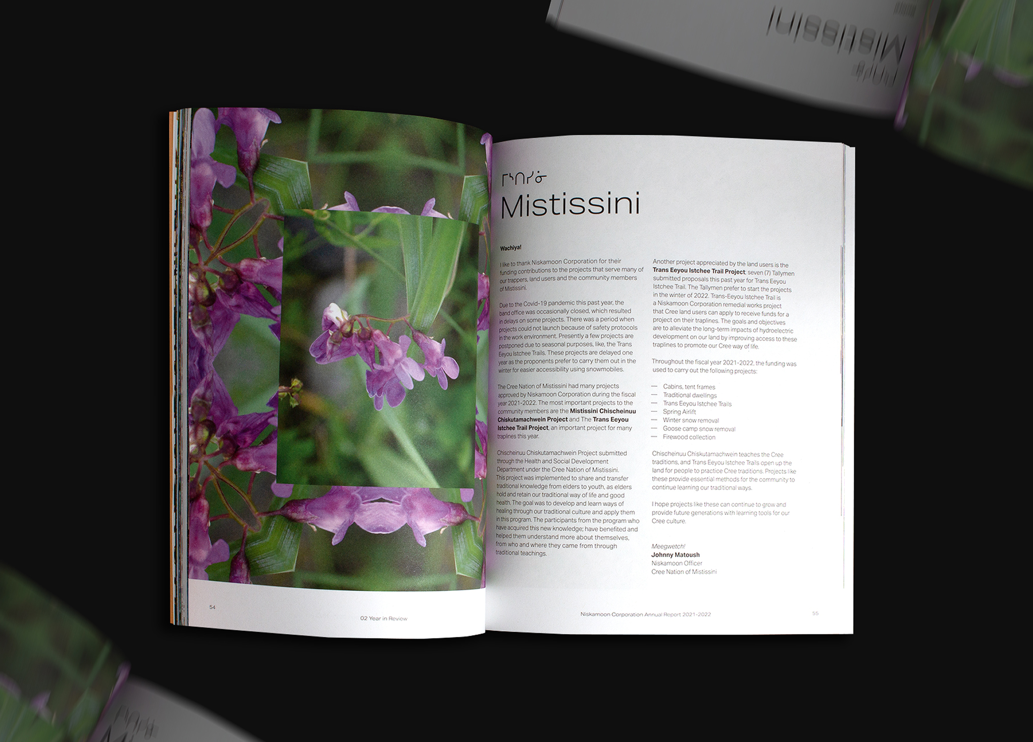 Niskamoon_202122-3 An open magazine showing a close-up photo of purple flowers on the left page and text about