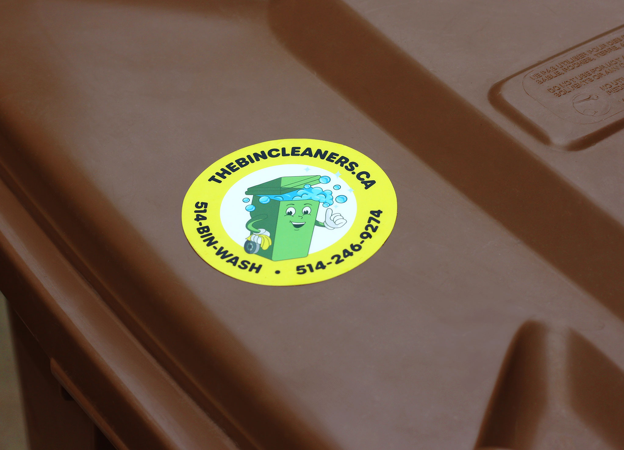 TheBinCleaners_BrandIdentity-2046×1476-2 TheBinCleaners_BrandIdentity-2046×1476-2